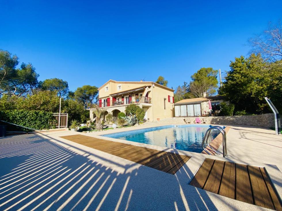 Le Mas Des Cigales Nimes Exterior photo